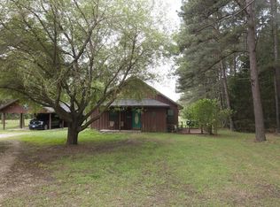 686 Sam Baird Rd, Lufkin, TX 75901