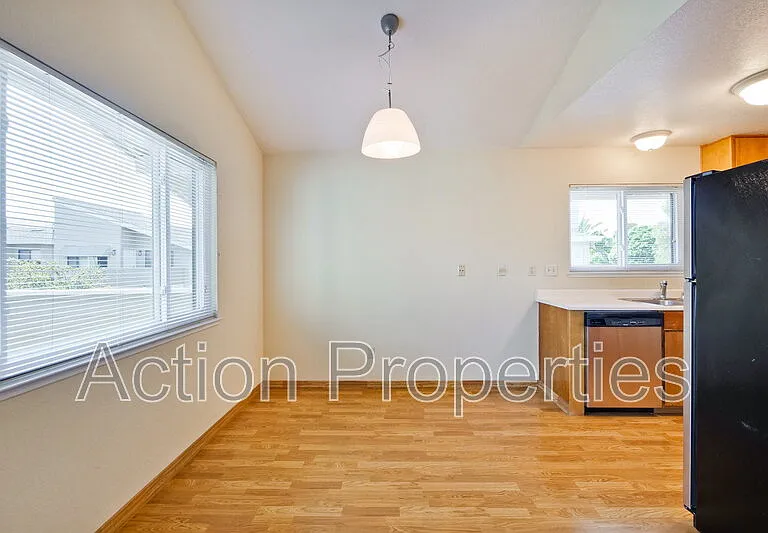 180 Albacore Ln — Photo 5