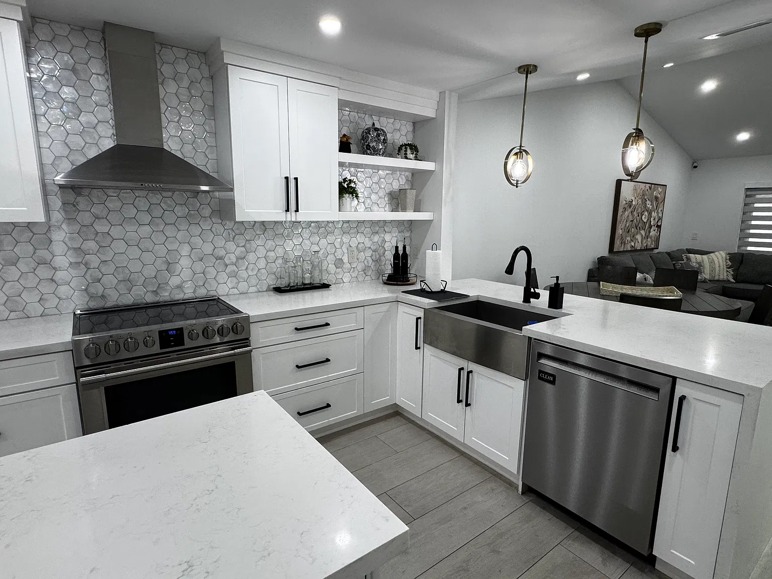 3 bed, 1400 sqft, $3,900 — Photo 4