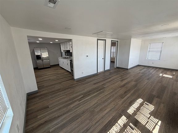 3rd image of 1403 SE Martin Luther King Jr St