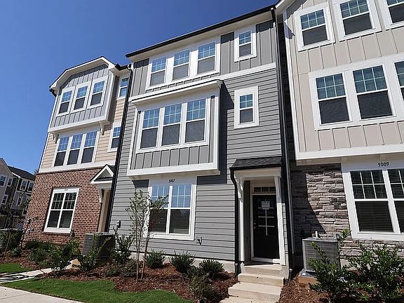 4th image of 5007 Jowetts Walk Dr