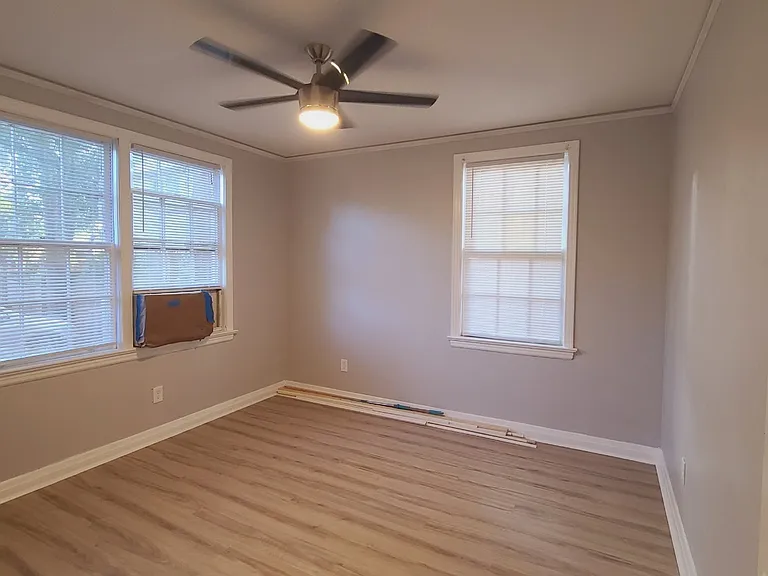 44 Cottage Ave #2 — Photo 9