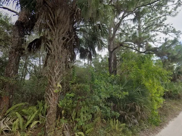 6451 Longhorn Trl, Fort Myers, FL 33905