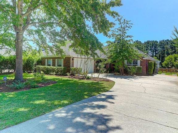 3rd image of 4008 Harleston Green Ln