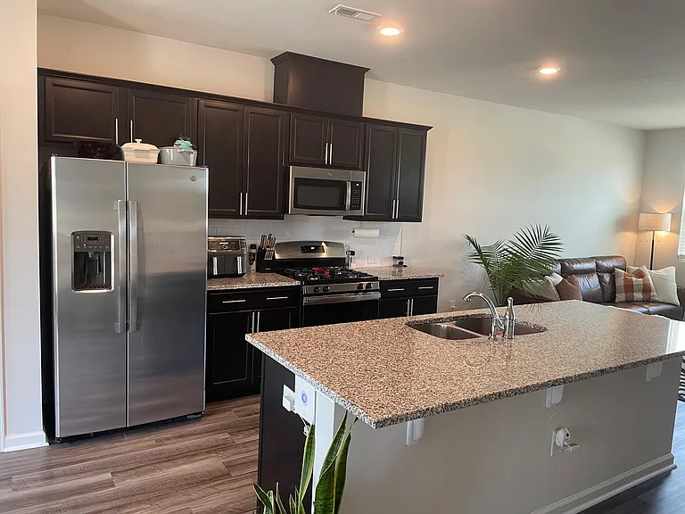 6303 Perry Creek Rd — Photo 5