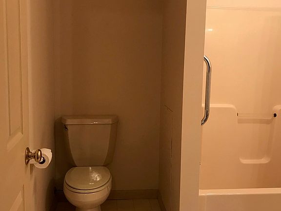 5th image of 70616 Crescent Rd APT C