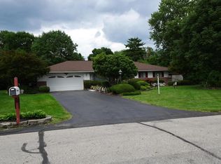 2616 McVey Blvd W, Columbus, OH 43235