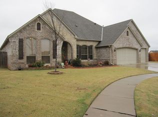 17108 Prestwick Cir, Edmond, OK 73012