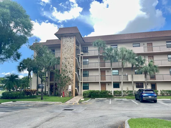 4940 E Sabal Palm Boulevard #102, Tamarac, FL 33319
