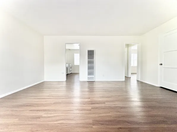 1061 E Broadway APT 203, Long Beach, CA 90802
