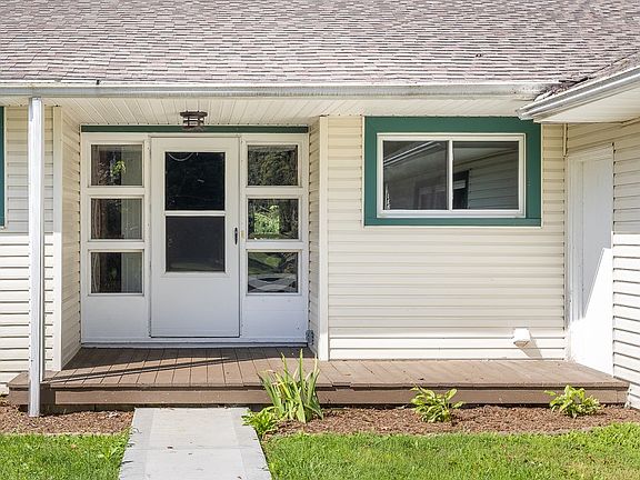 3rd image of 69 Latham Rd