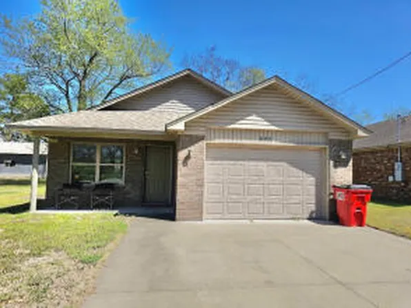 805 SW 3rd St, Dardanelle, AR 72834