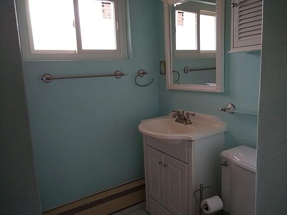 4th image of 651 South Blvd APT 3