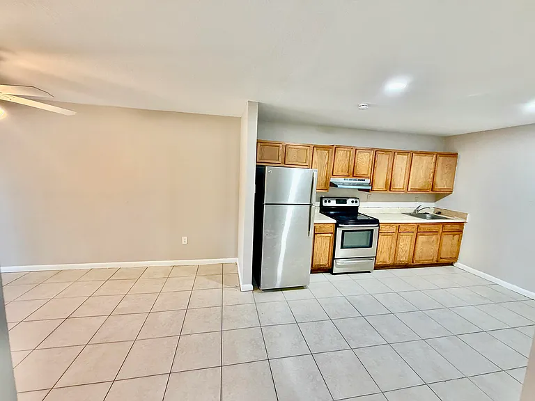 245 NW 12th Ct #1-4 — Photo 9
