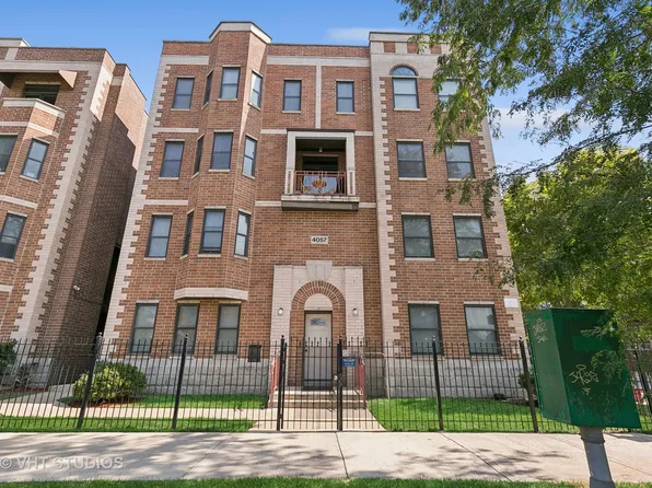 104 E 41st St #2E, Chicago, IL 60653