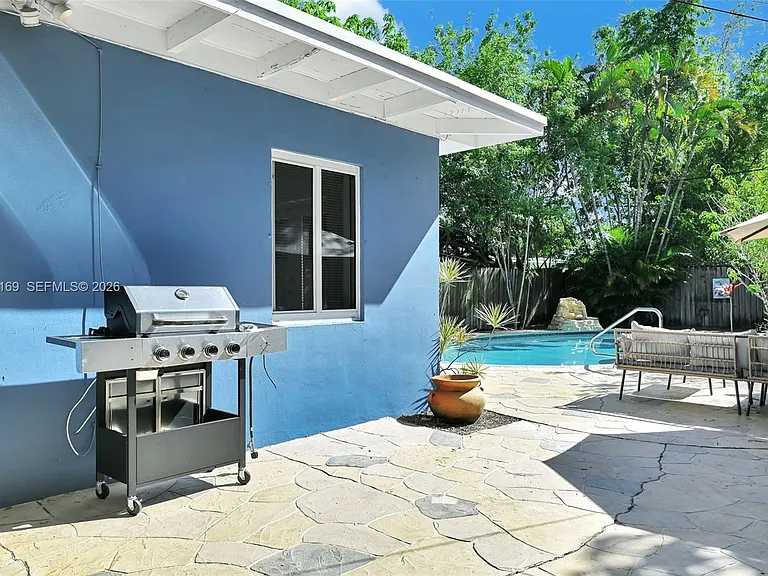 1328 N Andrews Ave — Photo 33