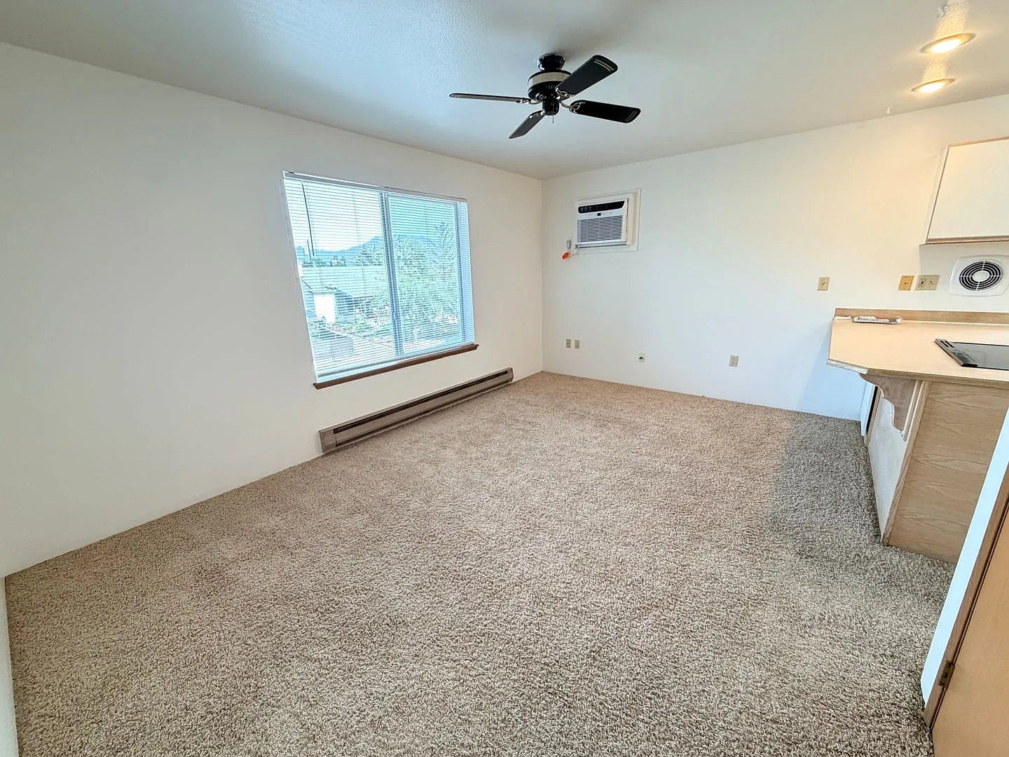 Yakima Apartments — Photo 2