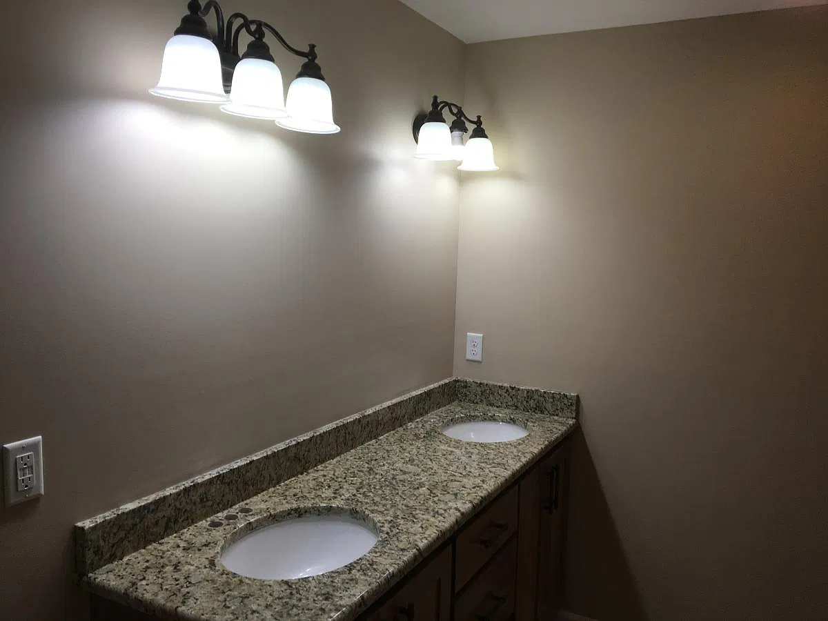 3 bed, 1400 sqft, $1,500 — Photo 3
