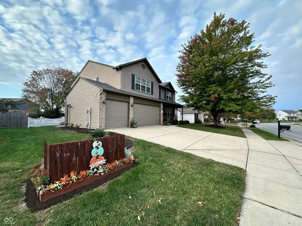 6211 E Ayrshire Cir, Middletown, IN 46113