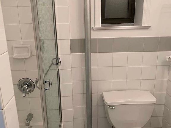 5th image of 248 E 2nd St #10