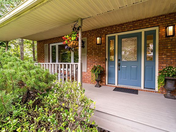 4th image of 283 Moirs Mill Rd