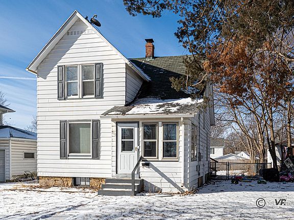 2nd image of 520 S Burchard Ave