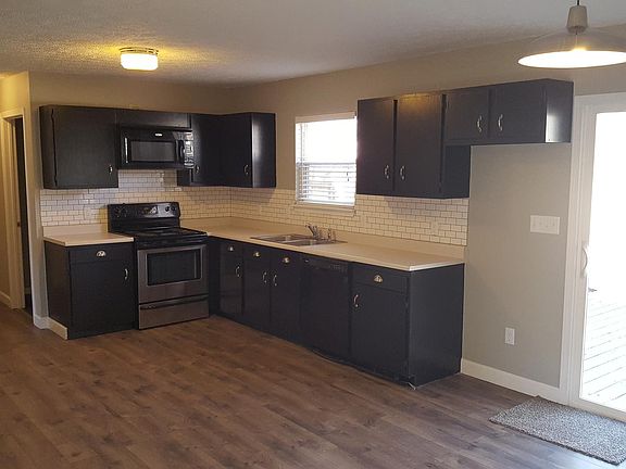 4th image of 222 Kensal Ct