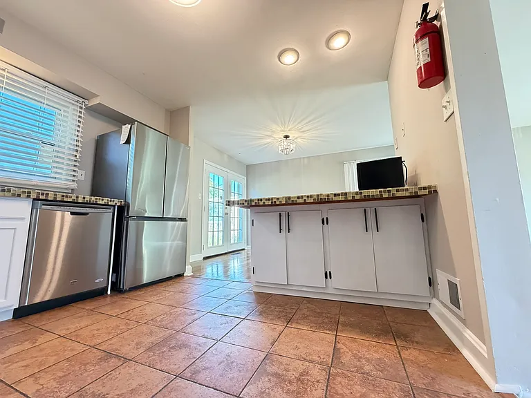 1030 Lakemont Rd — Photo 10
