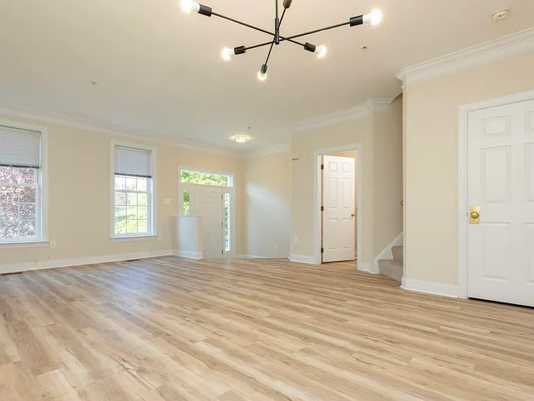 22109 Fair Garden Ln — Photo 6
