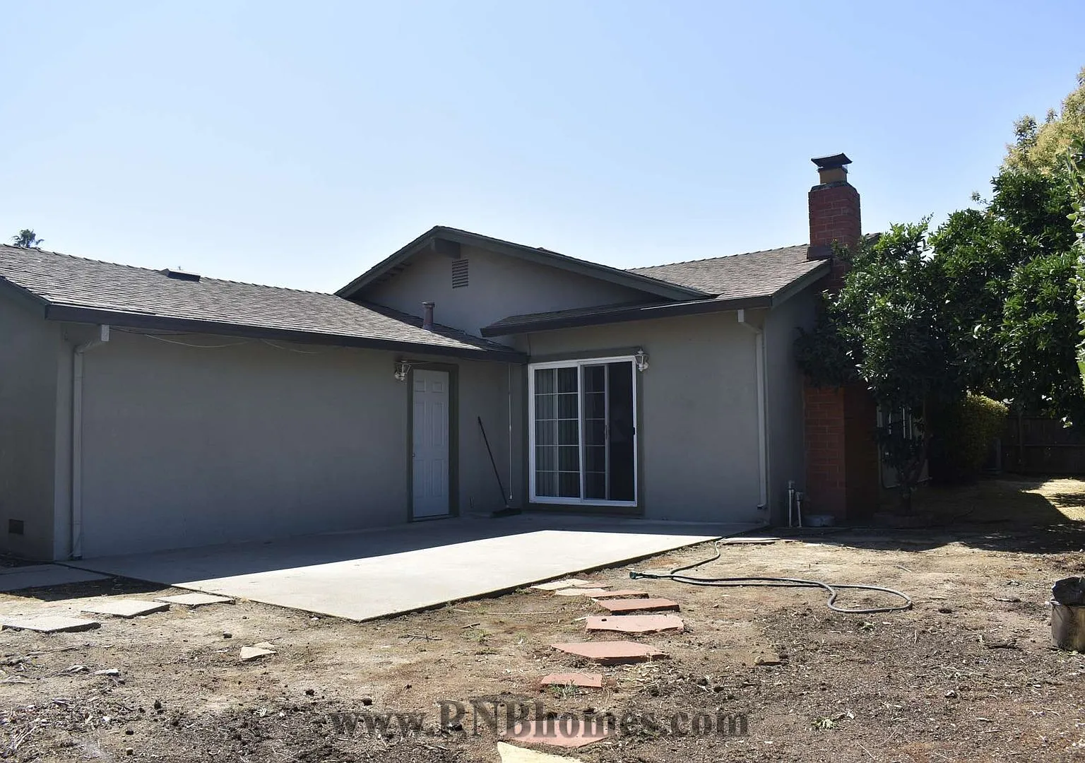 Chiplay Street 2880 — Photo 2