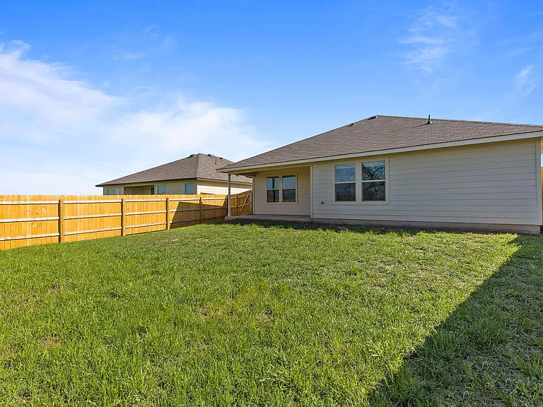 504 Wyatt Way — Photo 25