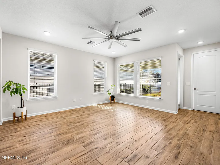 73 Bluebonnet Way — Photo 9