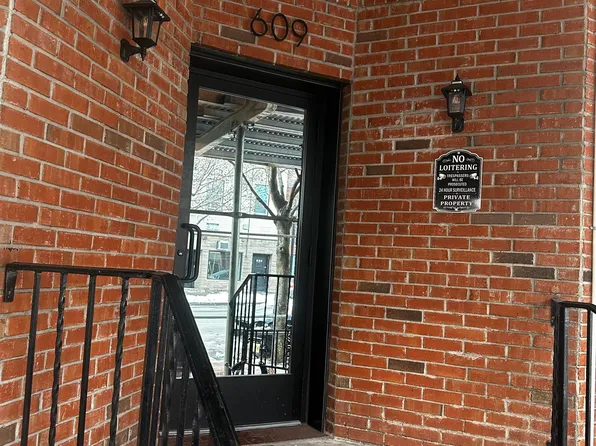 609 New York Avenue image 1 of 10