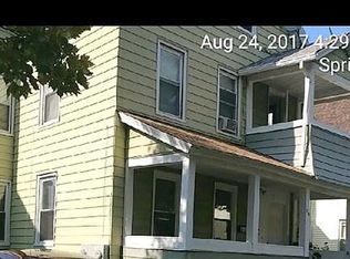 28 Acushnet Ave, Springfield, MA 01105