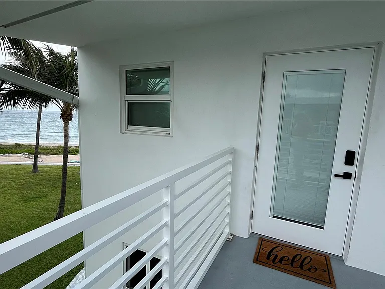 1041 E Hillsboro Blvd #3 — Photo 20