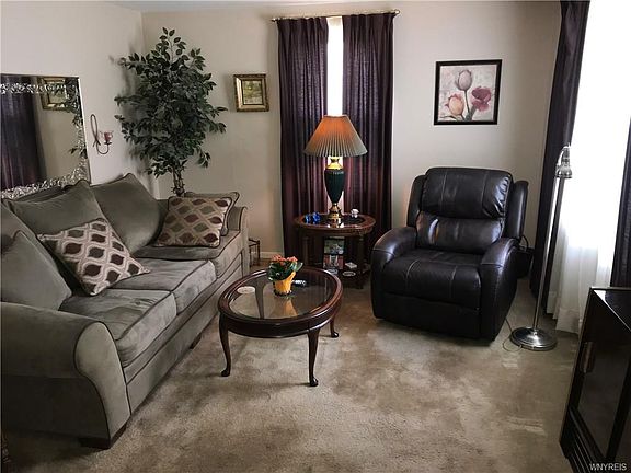 4th image of 405 Homecrest Dr