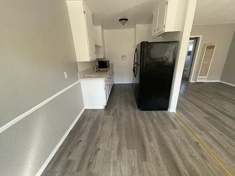 1705 E Kay St #2 — Photo 6