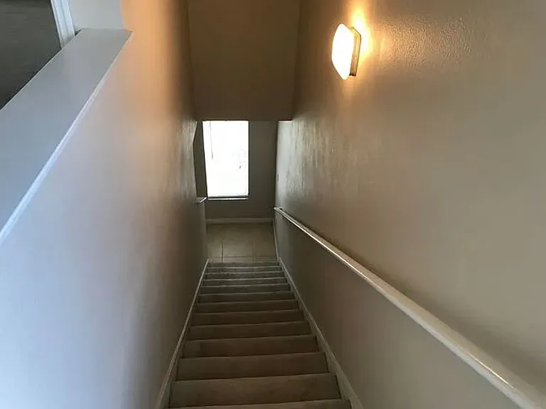 3820 Silverbell Loop — Photo 10