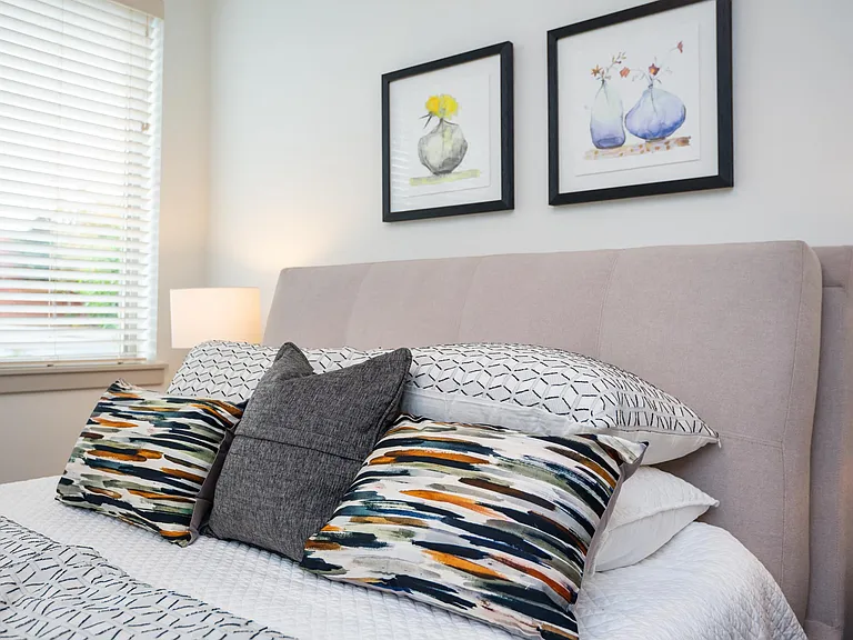 Windsor at Amberglen Apartments | Bedroom