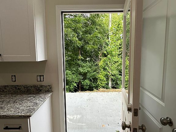 4th image of 1445 Stuart Ave NW #2