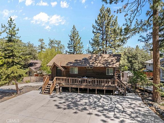 4th image of 5243 Desert View Dr