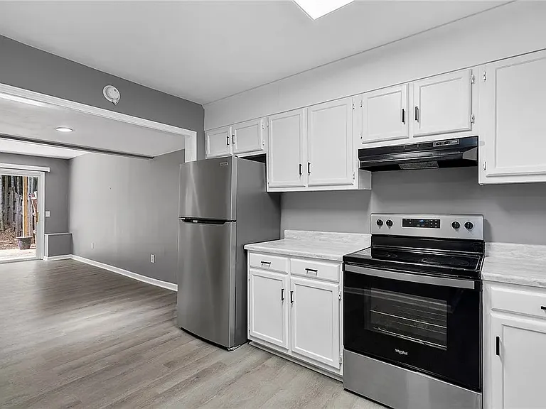 119 Freedom Dr #4 — Photo 12