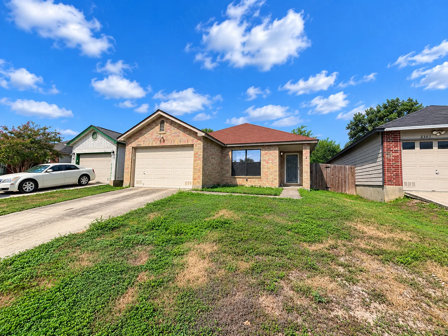 2307 Dalhart Pass, San Antonio, TX 78245 | Home for Rent — Photo 2