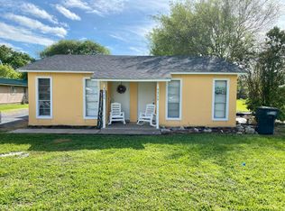 5715 Georgia Ave, Groves, TX 77619