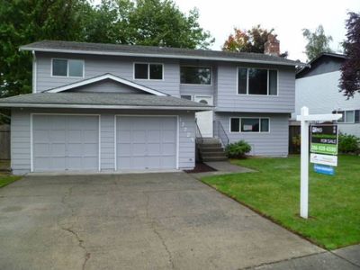 17729 161st Ave SE, Renton, WA, 98058