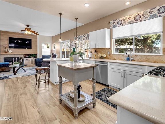 5th image of 5421 Daybreak Dr