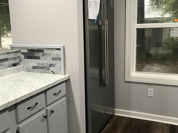 Kitchen - new 2 door fridge