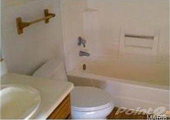 3rd image of 4118 Monsols Dr