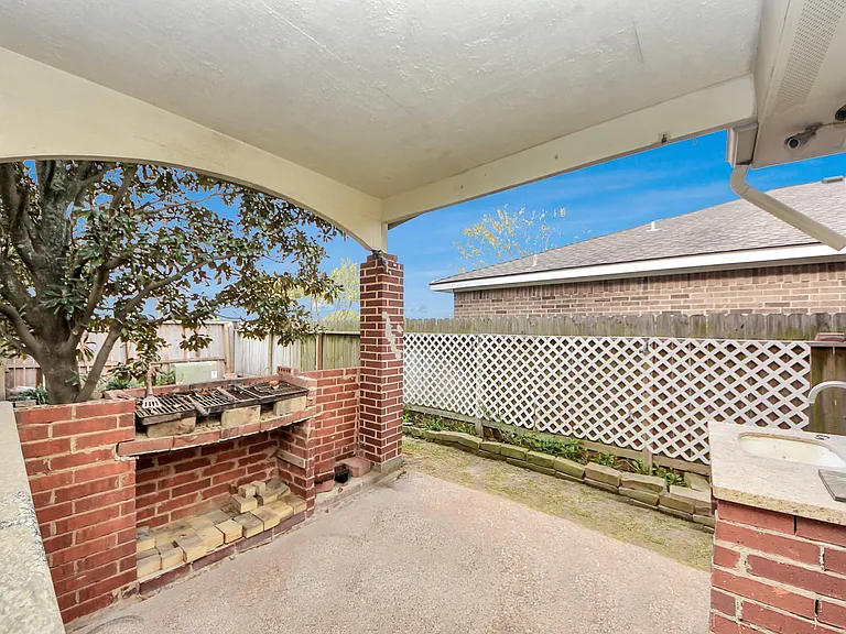 18315 Brenwood Manor Dr — Photo 41