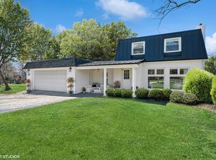 570 Happ Rd, Northfield, IL 60093